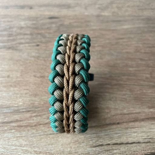 Brazalete Pulsera de Supervivencia Adventure camo