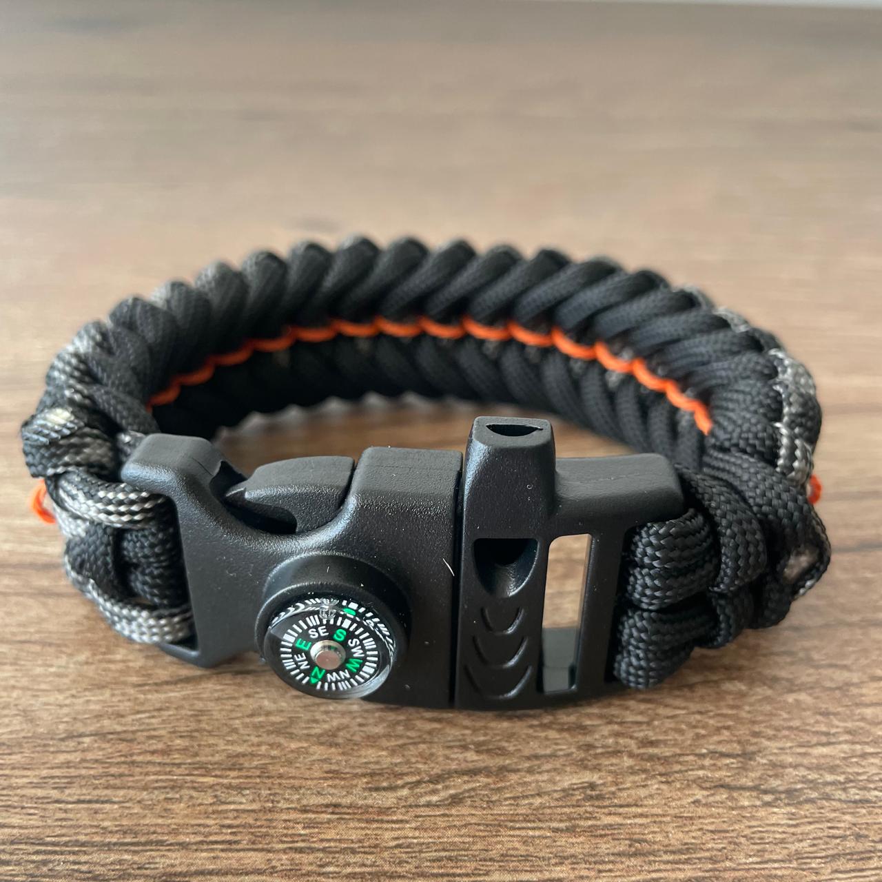 Brazalete Pulsera de Supervivencia Adventure Sport Camo Black and Gray