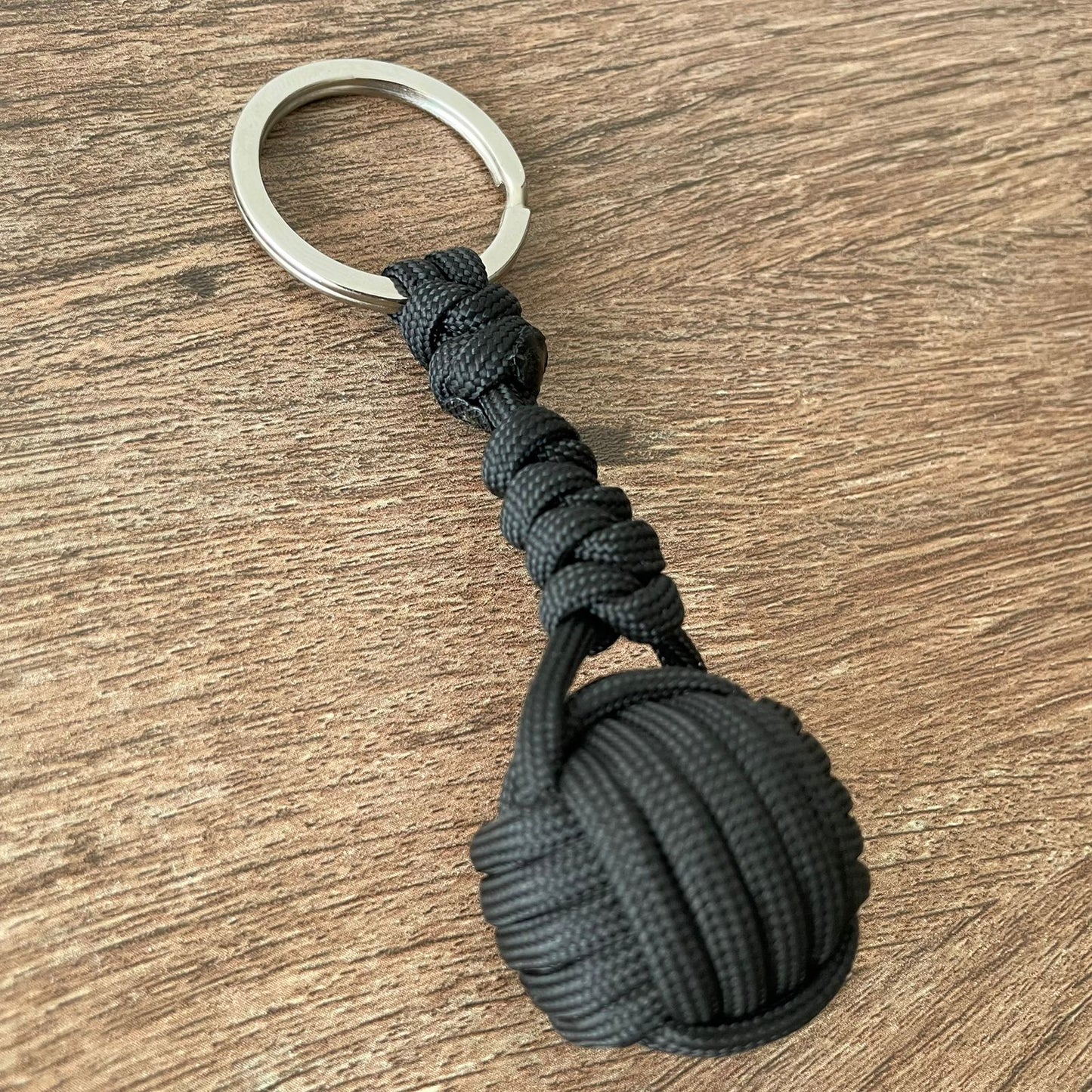 Llavero Black Ball Paracord