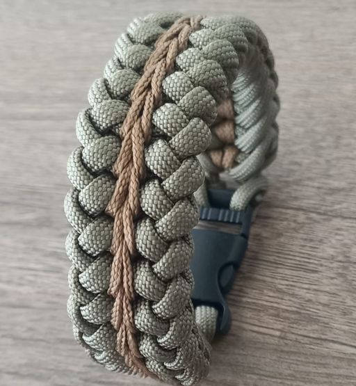 Brazalete Pulsera de Supervivencia Coyote