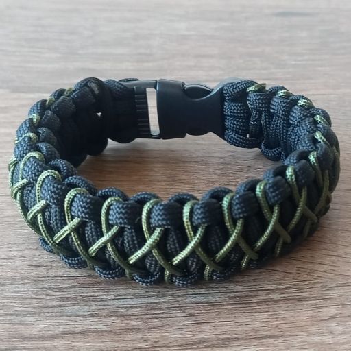 Brazalete Pulsera de Supervivencia  Mamba