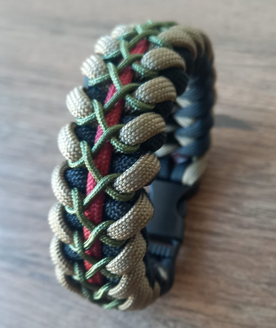 Brazalete Pulsera de Supervivencia Cascabel