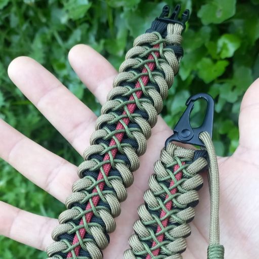 Pack Pulsera de Supervivencia mas llavero con mosqueton Cascabel