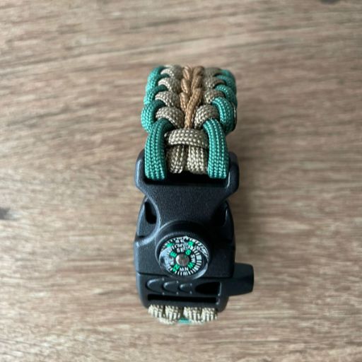 Brazalete Pulsera de Supervivencia Adventure camo