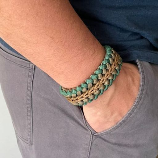 Brazalete Pulsera de Supervivencia Adventure camo