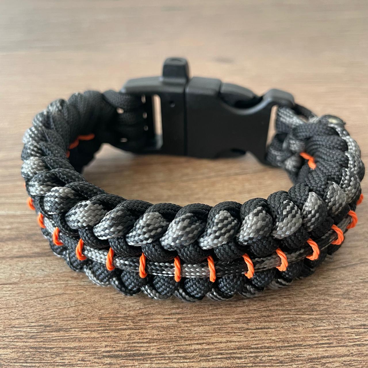 Brazalete Pulsera de Supervivencia Adventure Sport Camo Black and Gray