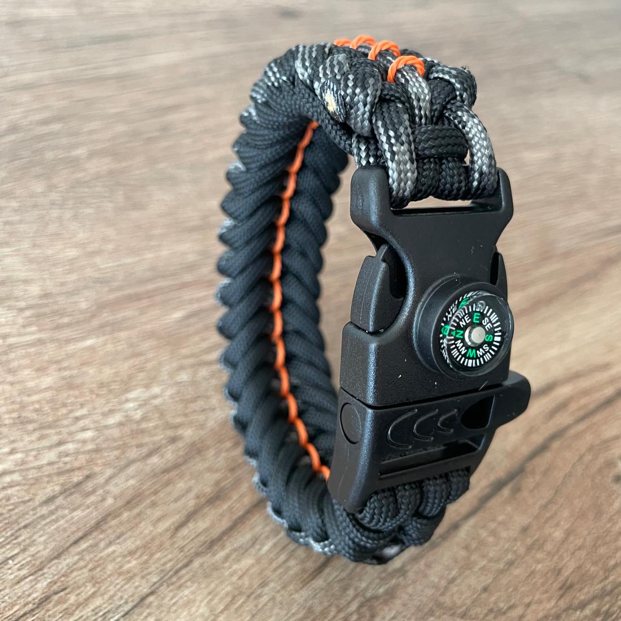 Brazalete Pulsera de Supervivencia Adventure Sport Camo Black and Gray