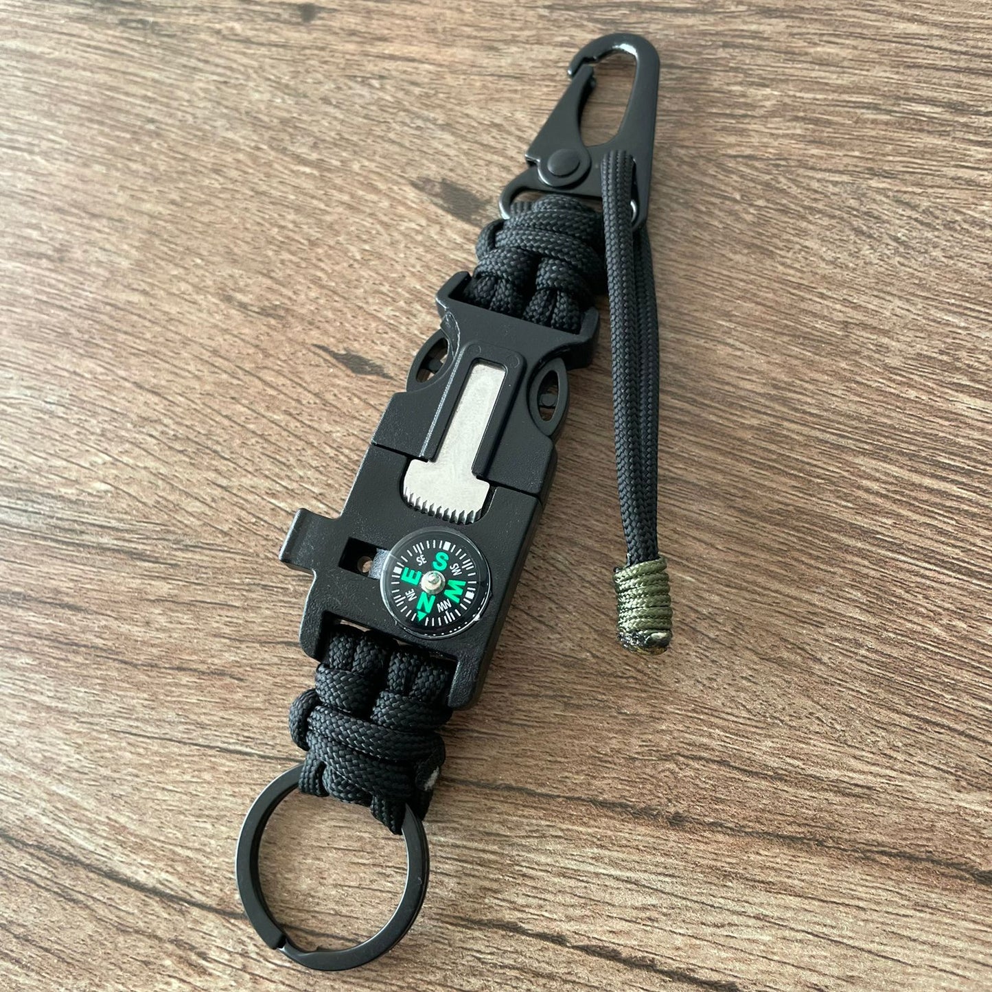 Llavero de Supervivencia Black