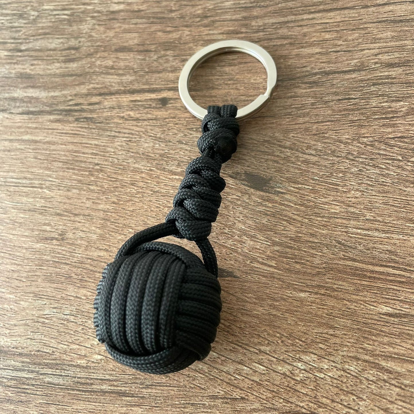 Llavero Black Ball Paracord